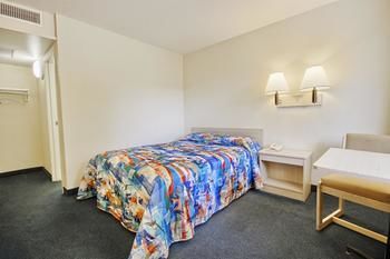 6-porterville, Ca Hotel