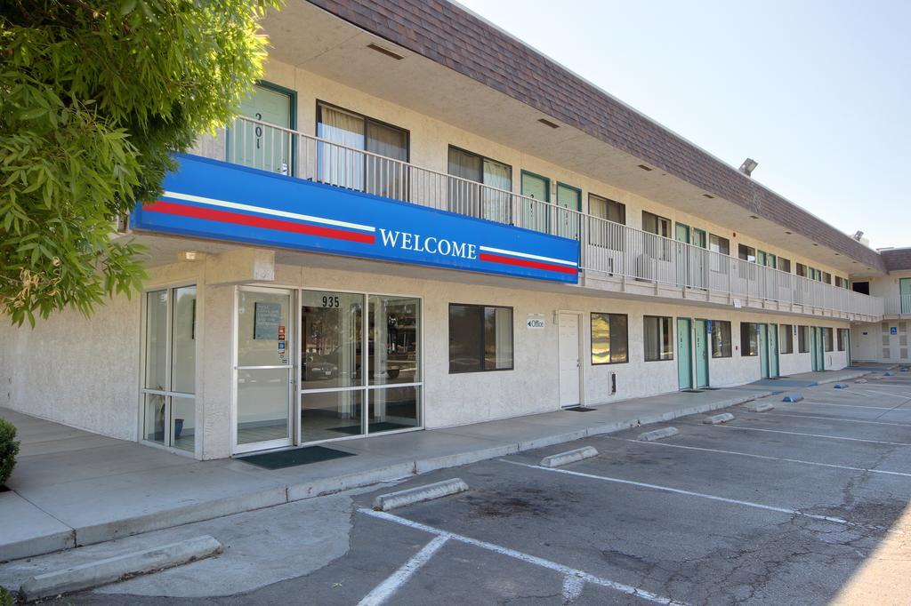 Hotel 6-porterville, Ca Porterville