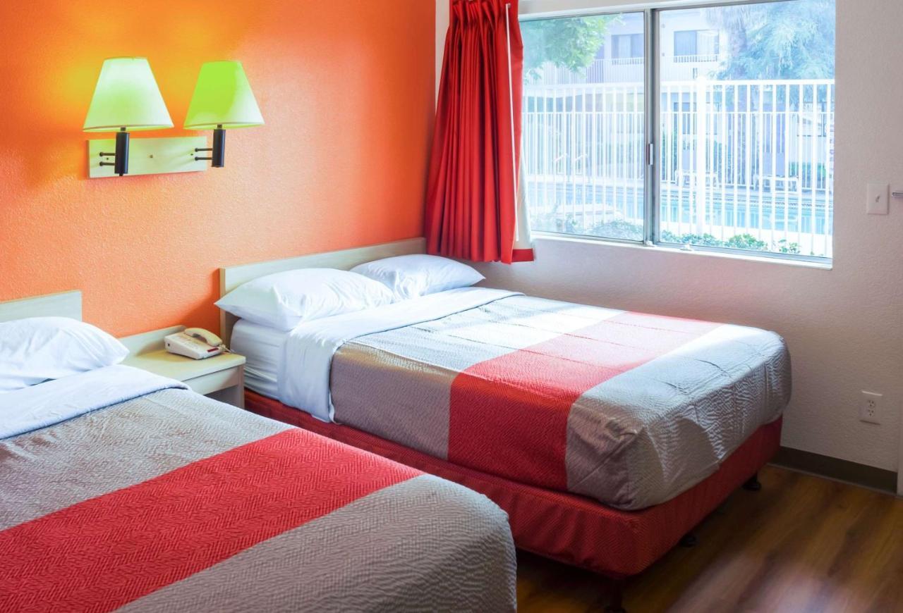 6-porterville, Ca Hotel 3*