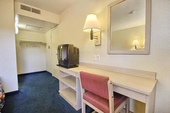 Hotel 6-porterville, Ca